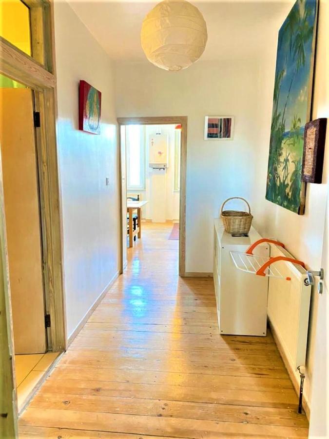Splendid 1 Bedroom Flat + Terrace Londen Buitenkant foto